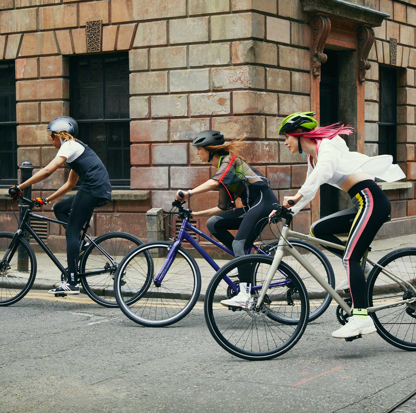 Quick Women s 4 Hybrid Bikes Cannondale