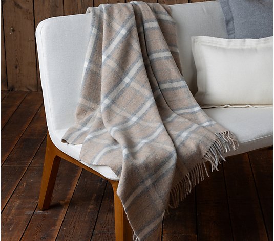 alicia adams alpaca 51